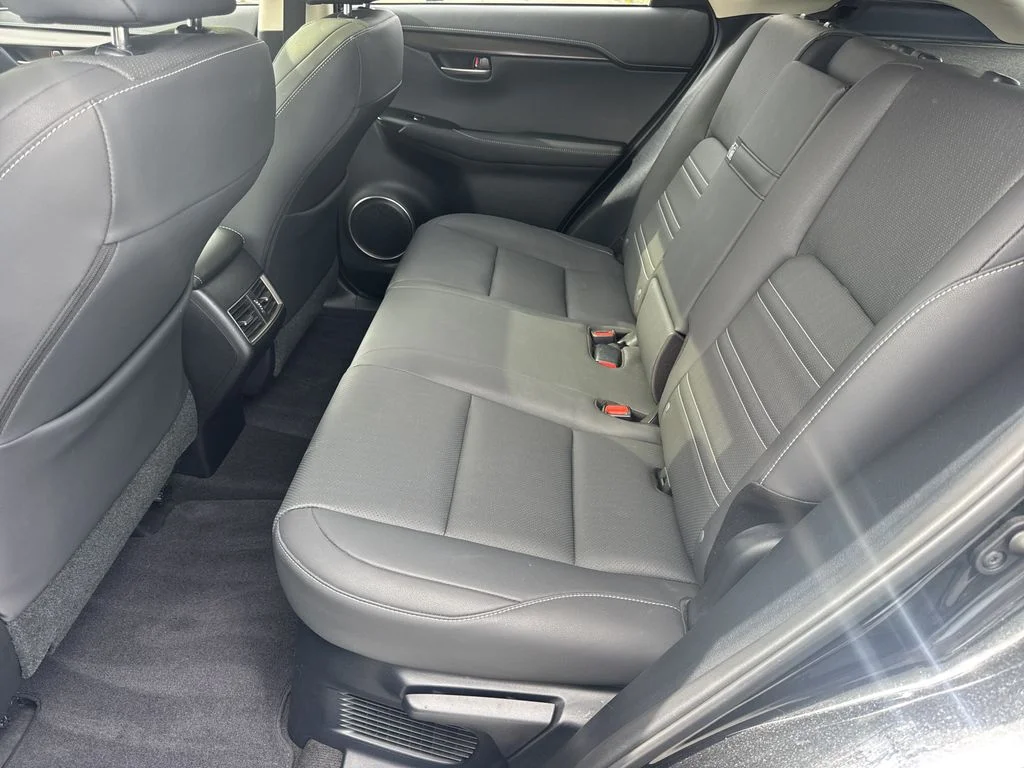 2021 Lexus NX 300 - Photo 20