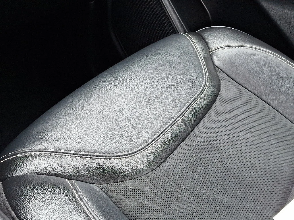 Used 2021 Blue Ford ST image 28