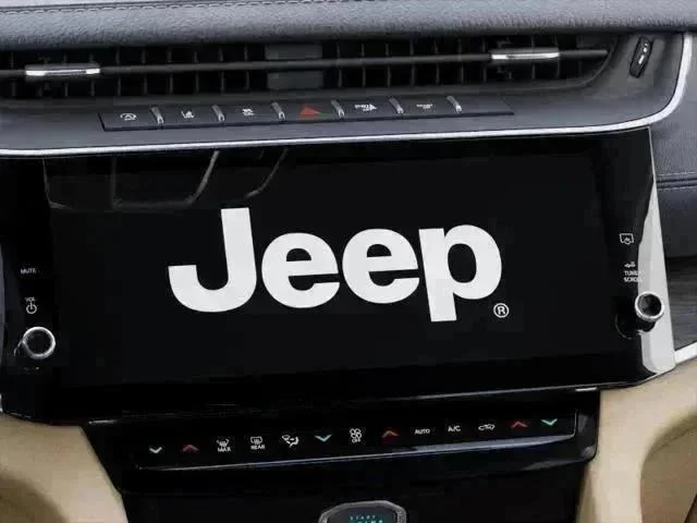New 2027 High-Gloss Black Paint Jeep Limited image 10