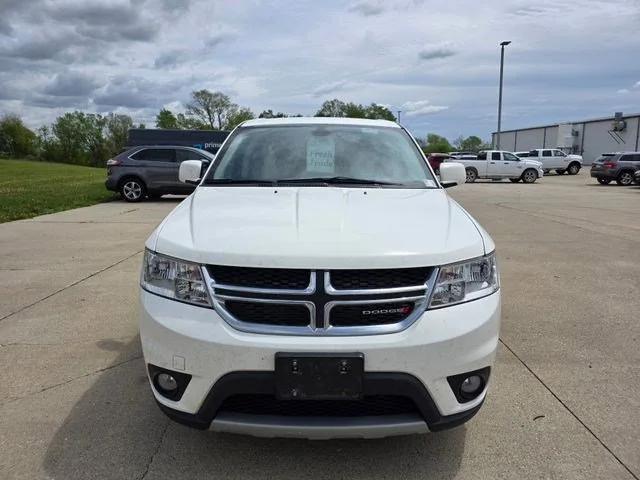 Used 2019 Dodge Journey SE with VIN 3C4PDCBB9KT844868 for sale in Indianola, IA