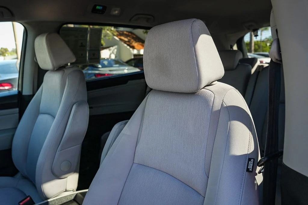 Used 2020  Honda EX image 23