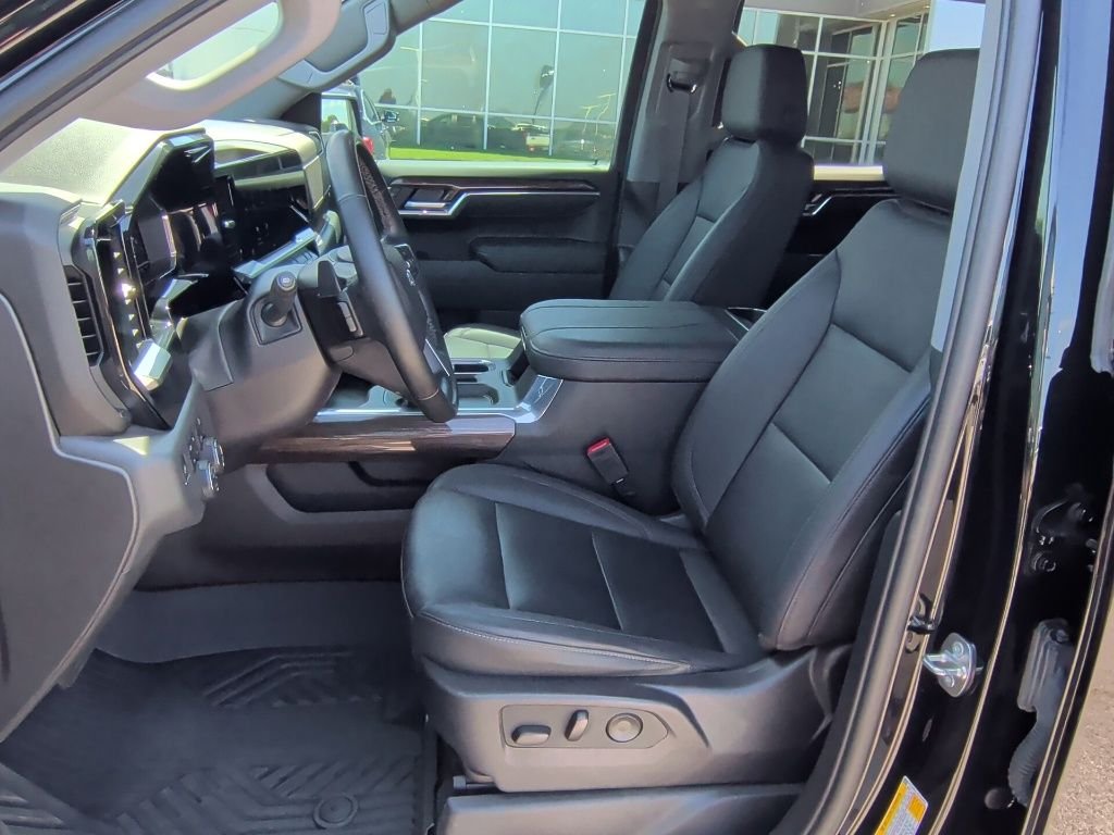 Used 2024 Black Chevrolet LT Trail Boss image 12