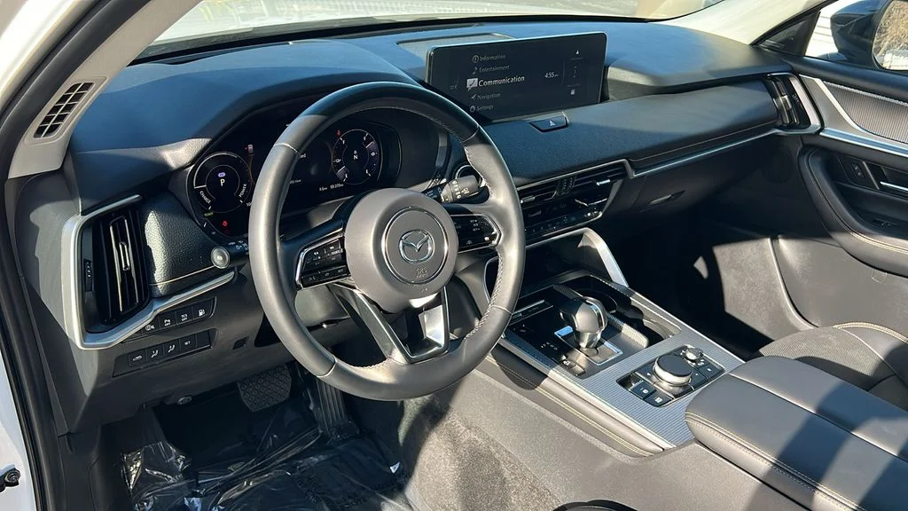 2025 Mazda CX-70 Premium Package - Photo 12