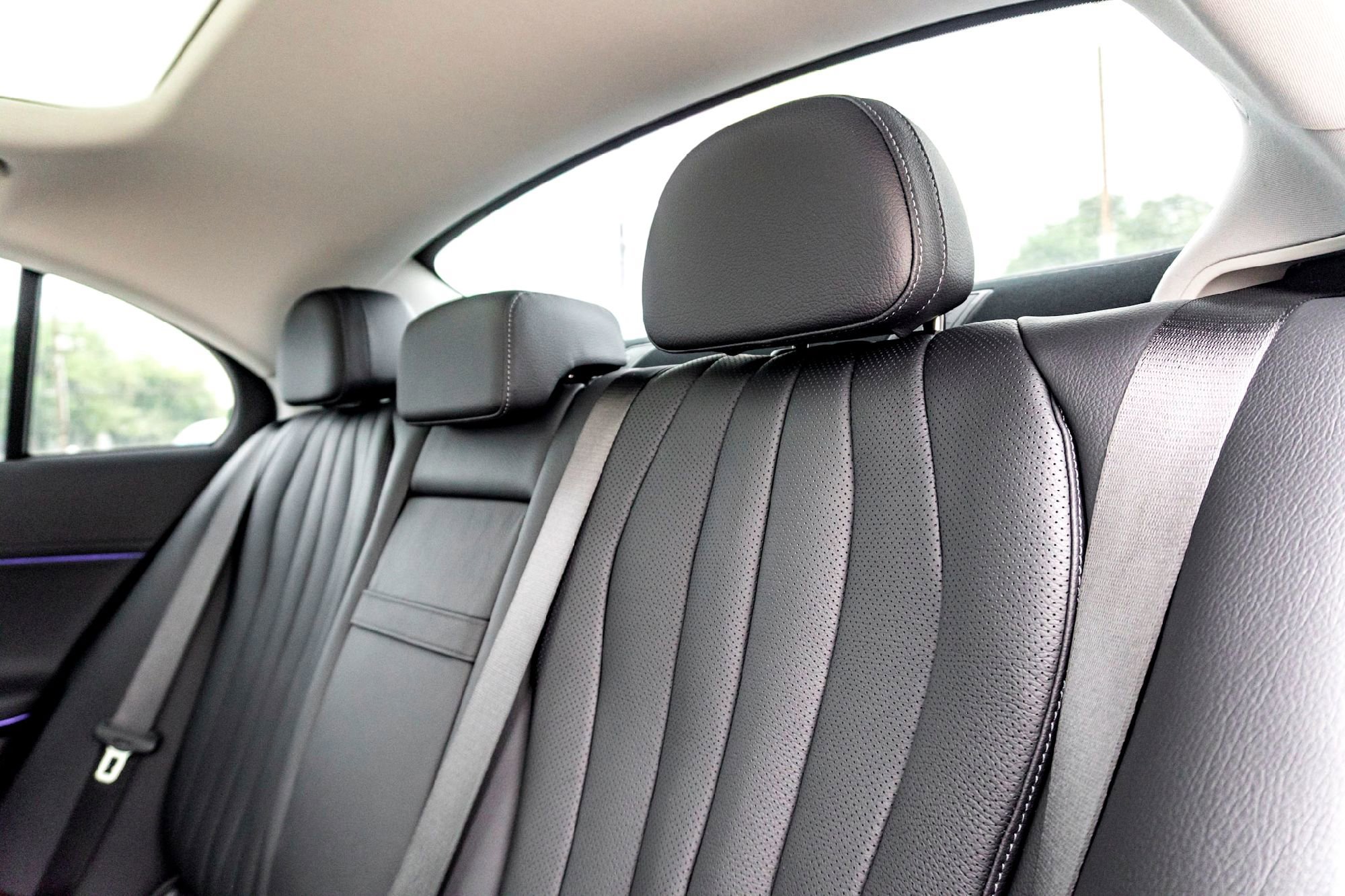 New 2026 Cirrus Silver Metallic Mercedes-Benz E 350 image 19