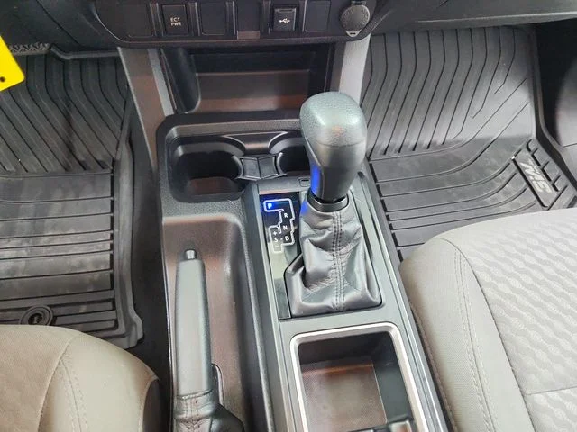 Used 2022 Silver Toyota SR image 23