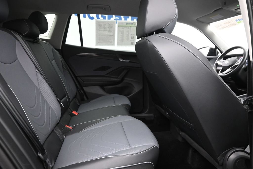 Used 2026 Black Volkswagen 2.0T SE image 10