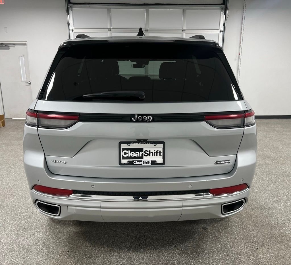 2023 Jeep Grand Cherokee Overland - Photo 11
