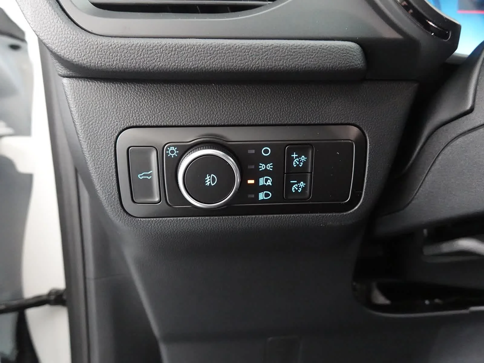 2026 Ford Escape ST-Line Select - Photo 10