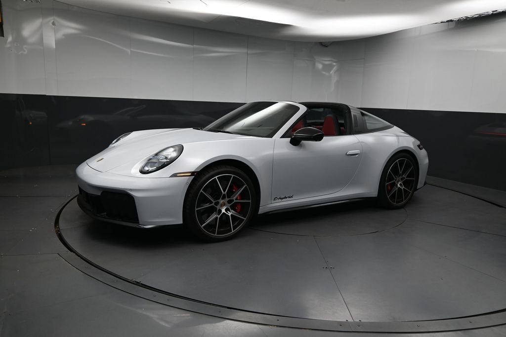 2025 Porsche 911