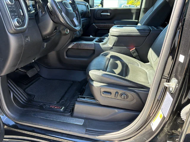 Used 2022 EBONY TWILIGHT METALLIC GMC Denali image 9
