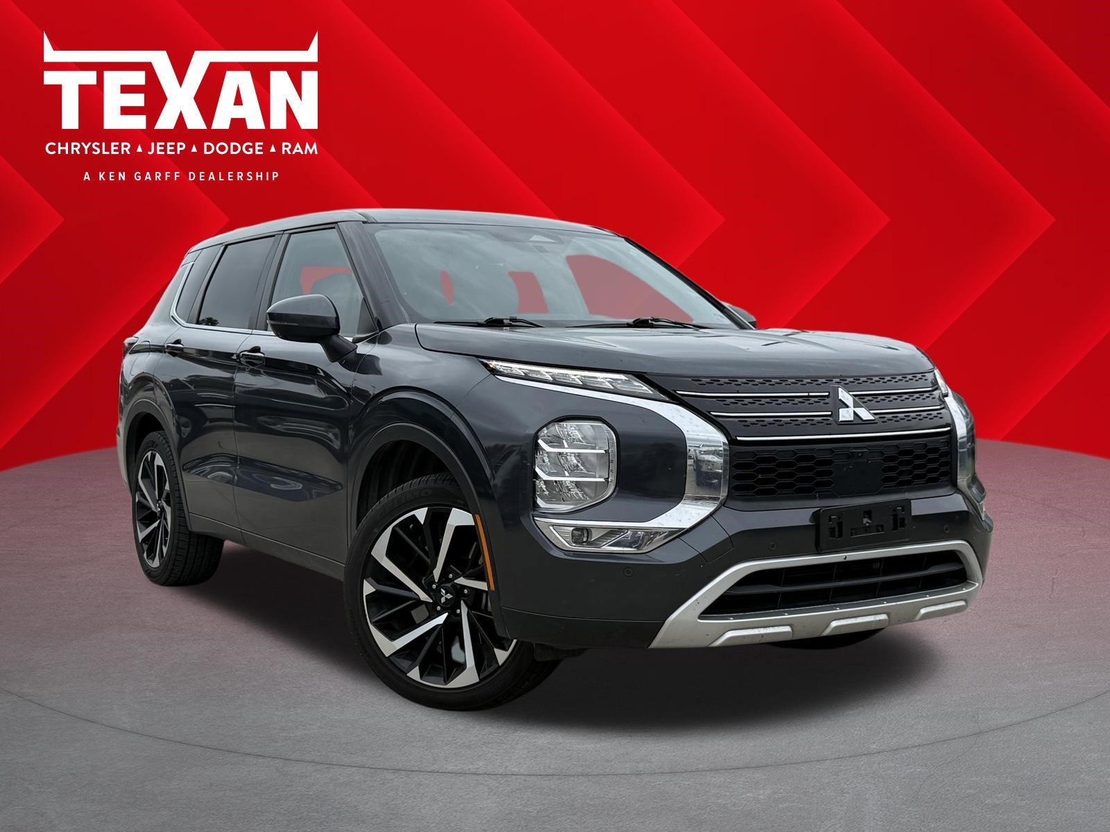 2024 Mitsubishi Outlander SE 2WD's photo
