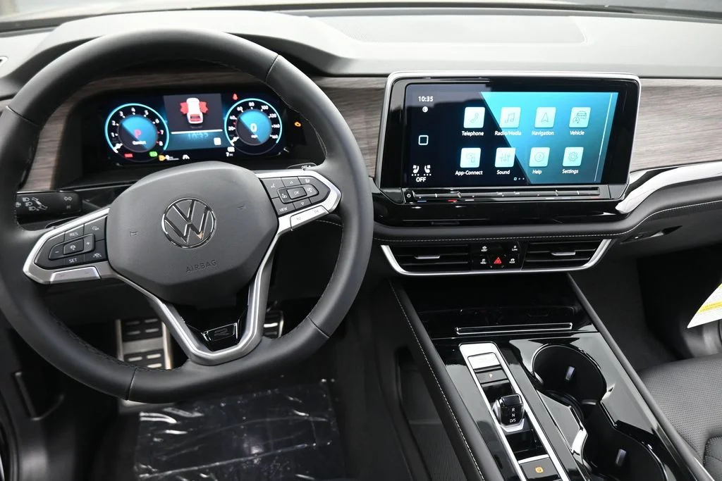 New 2026  Volkswagen 2.0T SEL Premium R-Line image 37