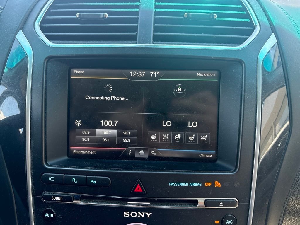 Used 2016 Black Ford Platinum image 21