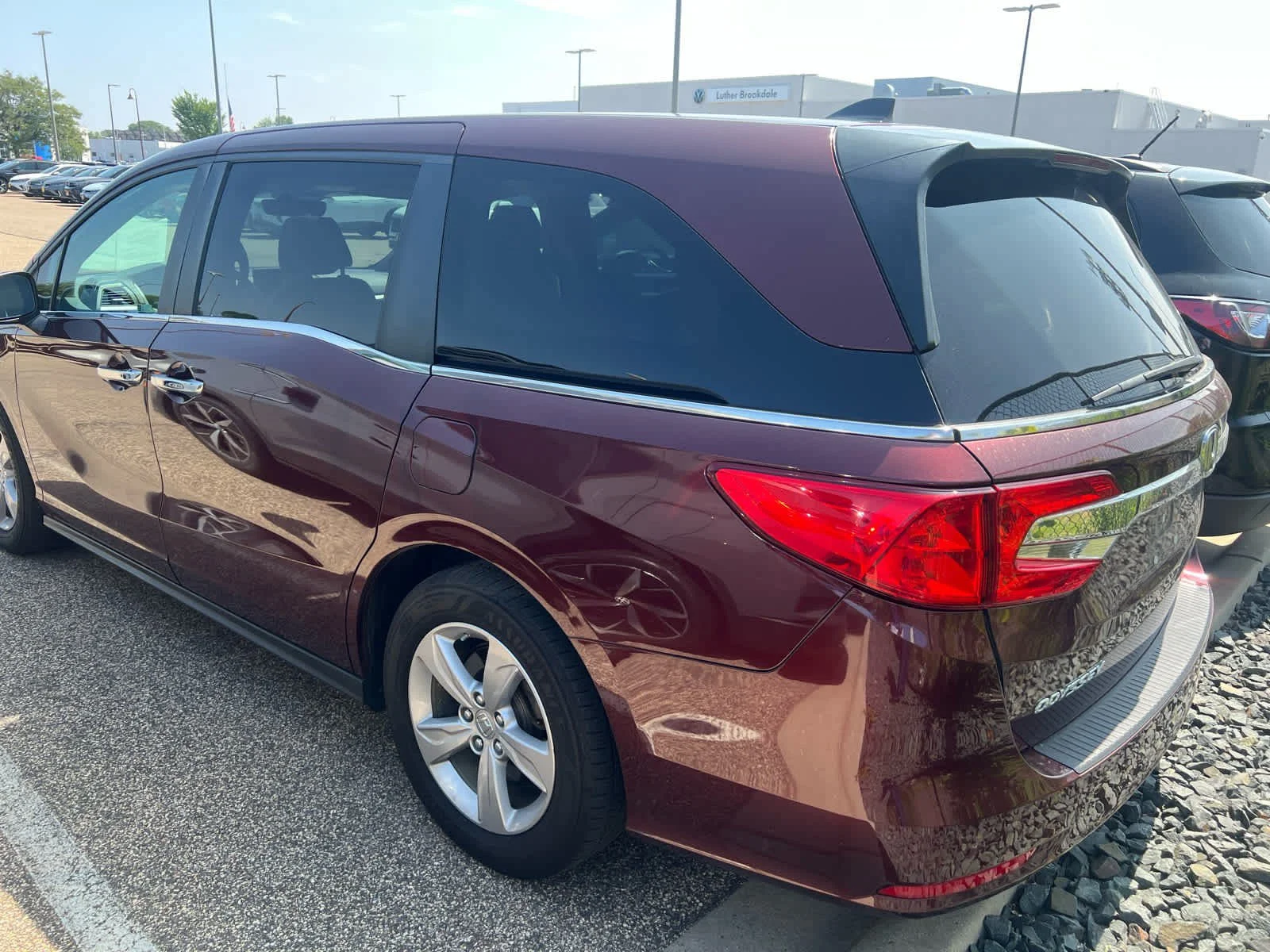 Used 2019 Deep Scarlet Pearl Honda EX-L image 4