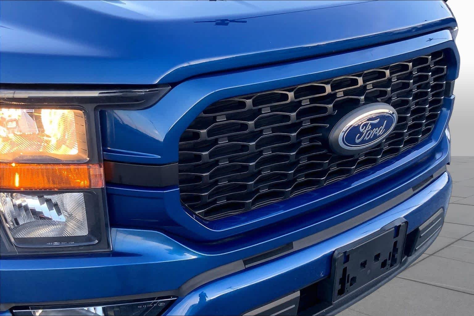 Used 2023 Atlas Blue Metallic Ford XL image 28
