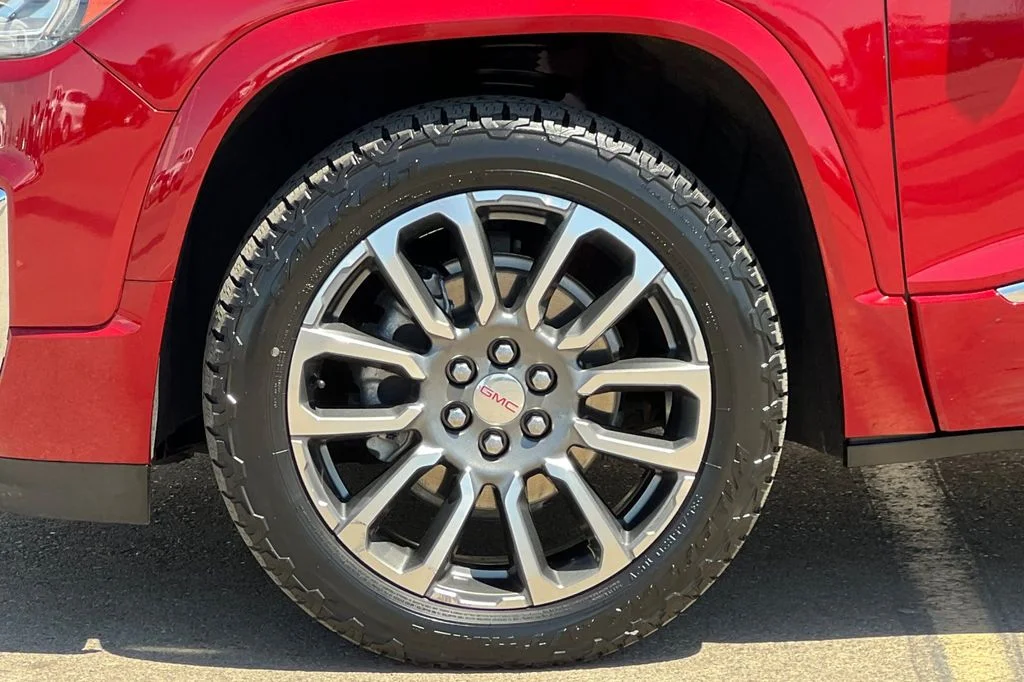 Used 2022 Red GMC Denali image 29