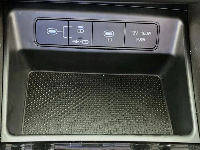 New 2026 Hyundai TUCSON SE