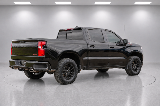 Used 2019 Black Chevrolet RST image 3