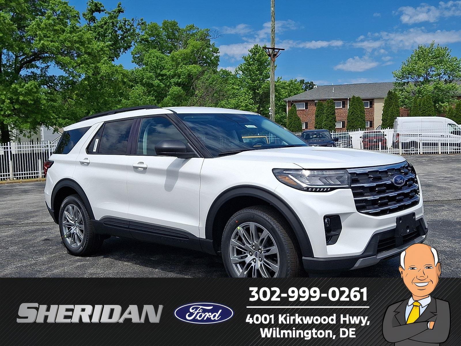 New 2026 Star White Metallic Tri-Coat Ford Active image 1