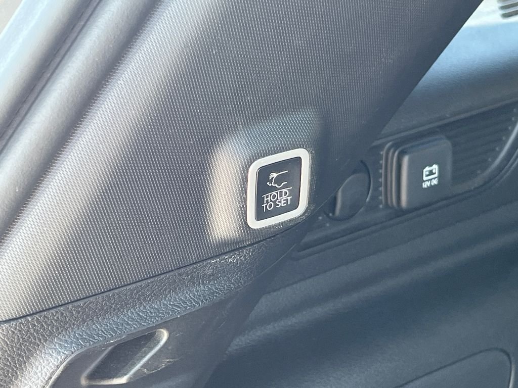Used 2024 White Jeep 4xe image 21
