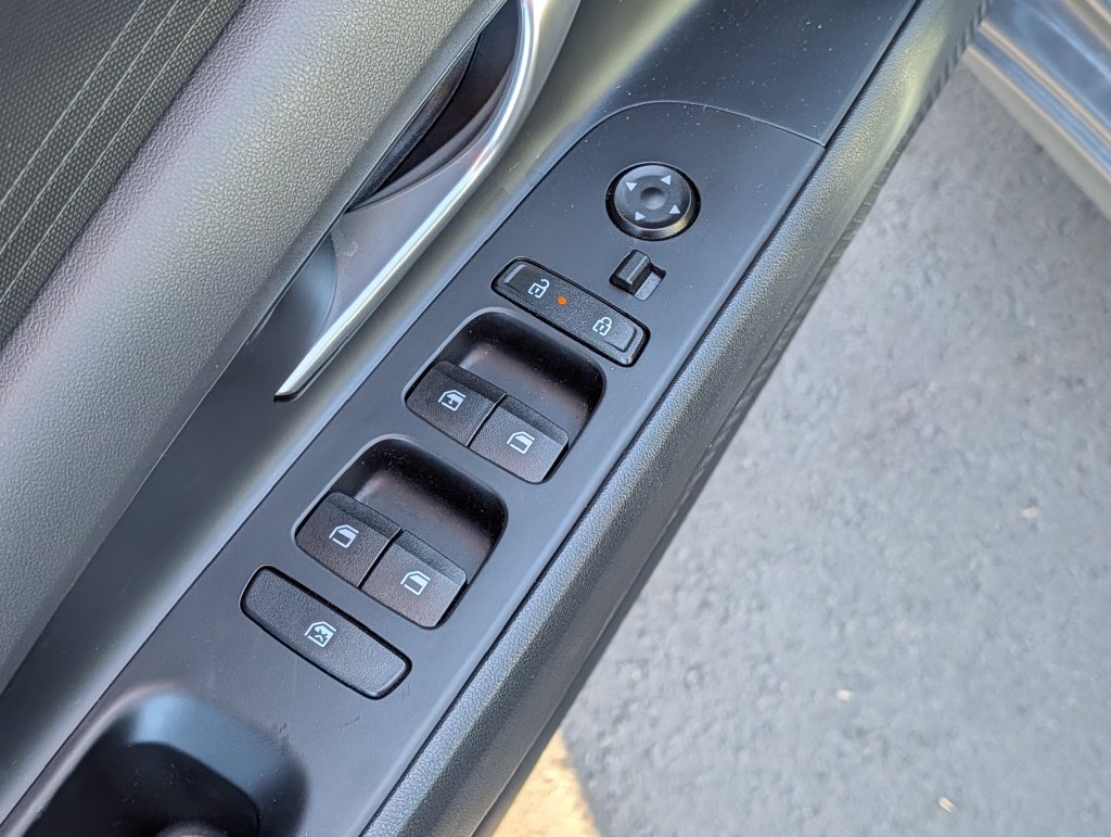 2026 Hyundai Elantra SE - Photo 17
