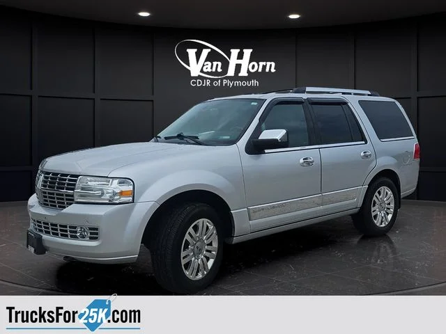 Used 2012 Ingot Silver Lincoln Base image 4