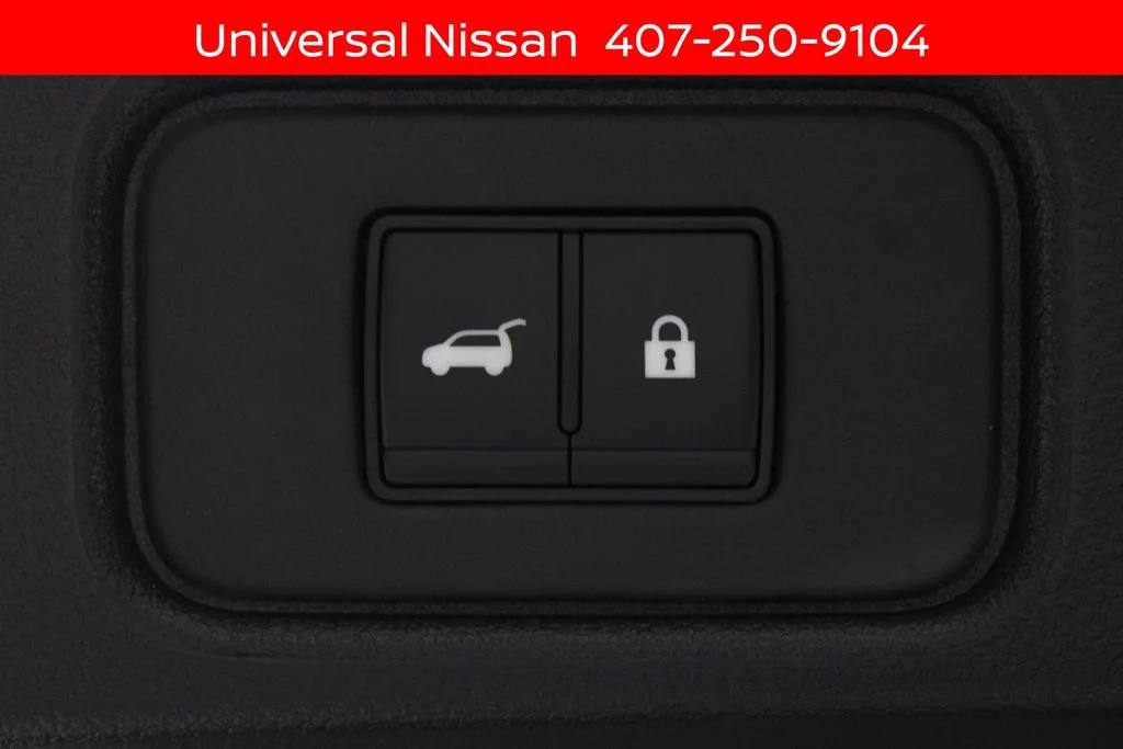 New 2026 White Nissan Platinum image 15