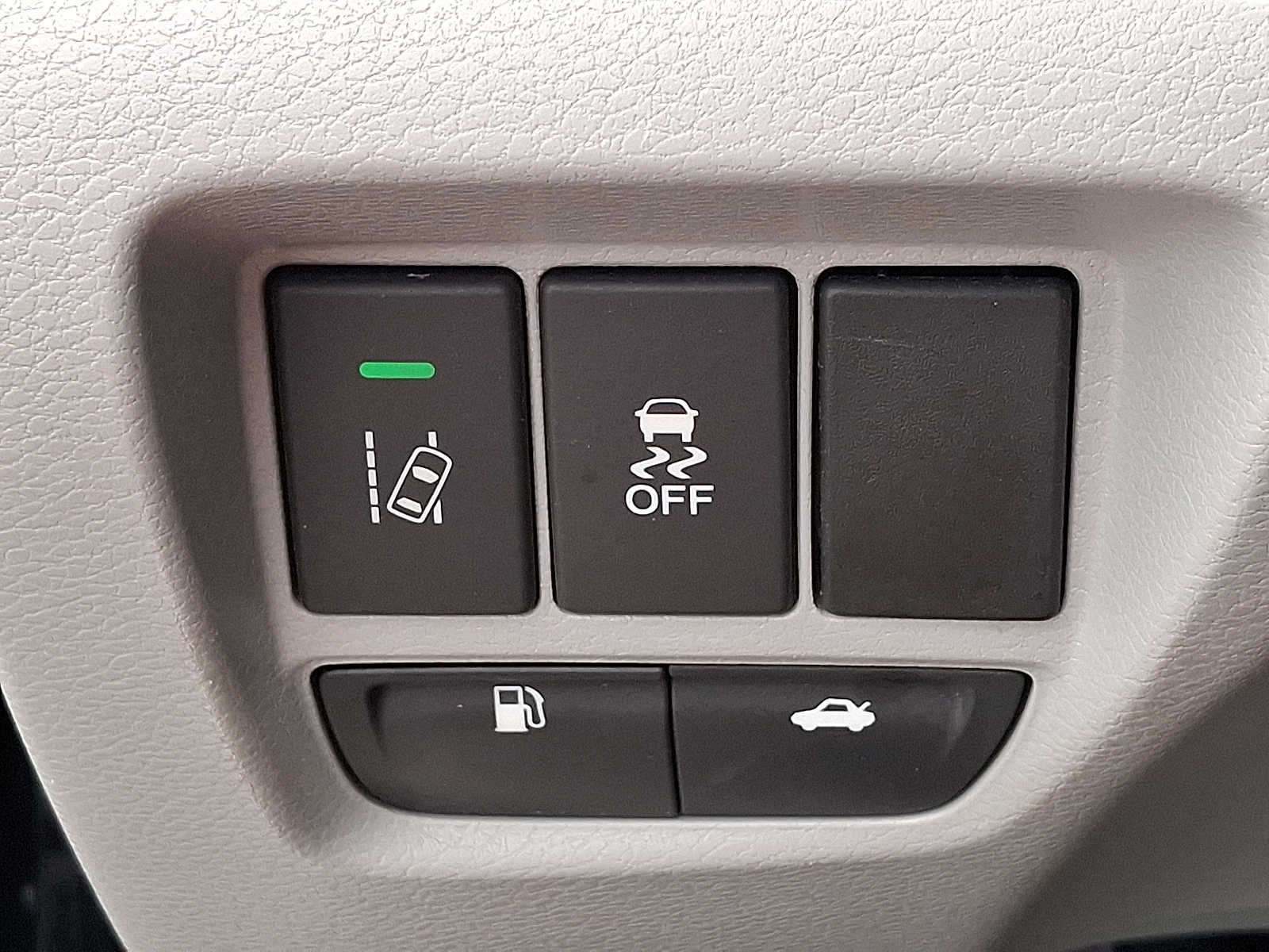 Used 2016 Crystal Black Pearl Acura V6 Tech image 25