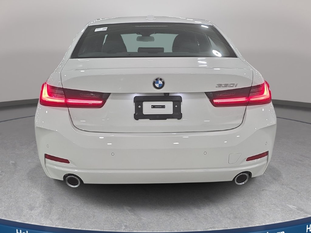 Used 2026 Alpine White BMW 330i image 7