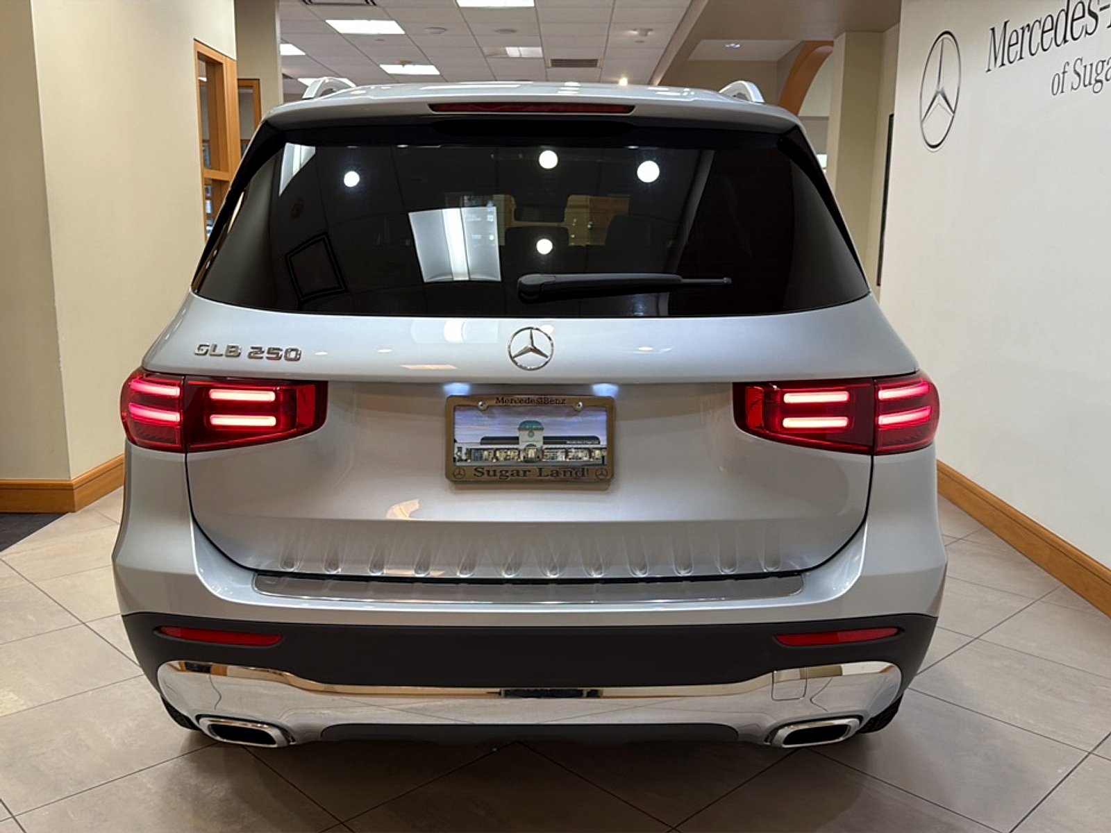 Used 2026 Cirrus Silver Metallic Mercedes-Benz  image 6