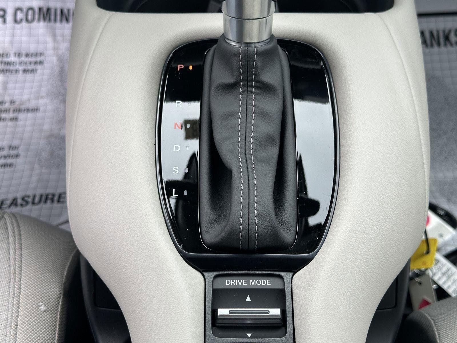 2026 Honda HR-V LX - Photo 23