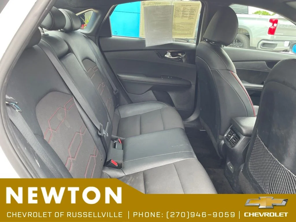 Used 2024 White Kia GT image 26