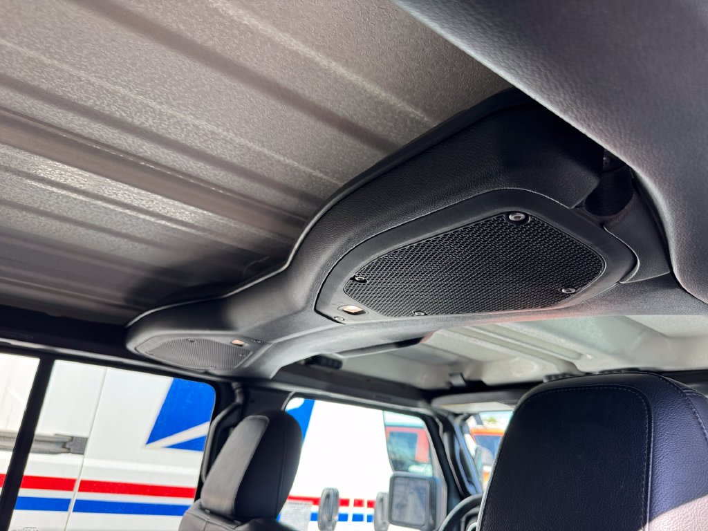 Used 2024 Gray Jeep Sahara 4xe image 22