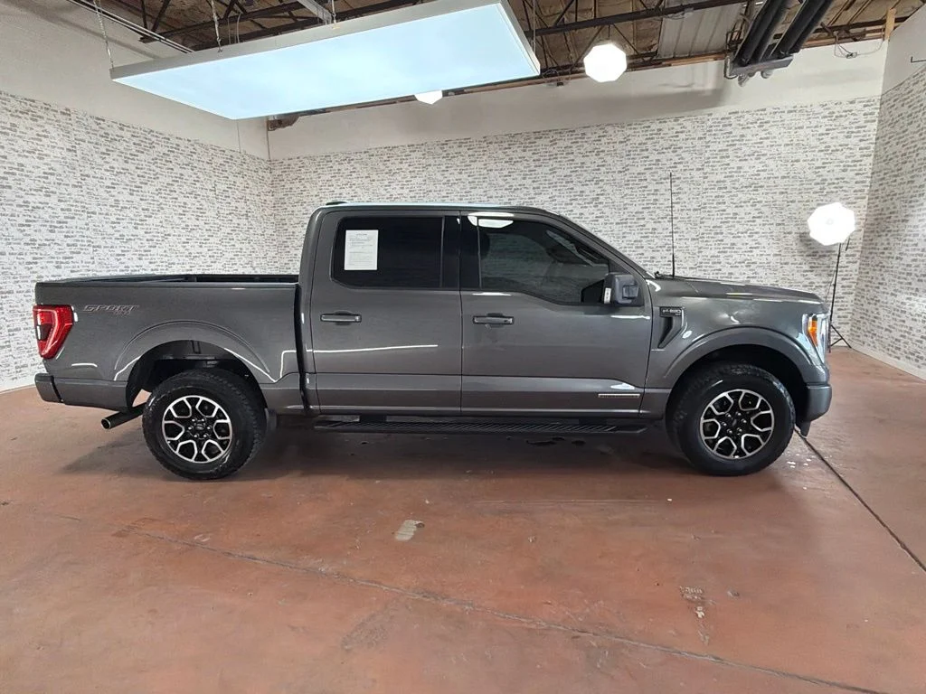 Used 2023 Gray Ford XLT image 8