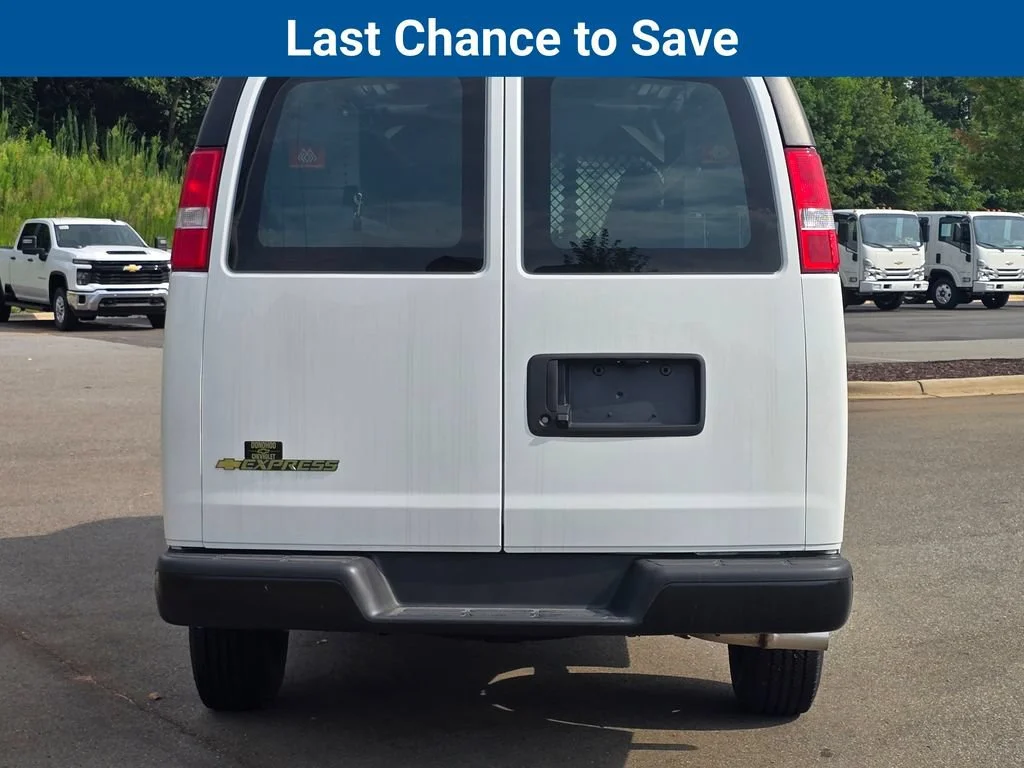 2025 Chevrolet Express Cargo Work Van - Photo 34