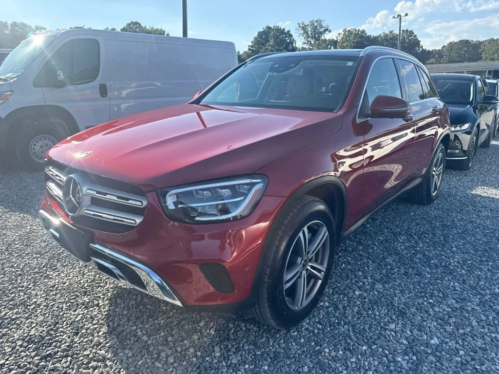 Used 2020 Red Mercedes-Benz GLC 300 image 1