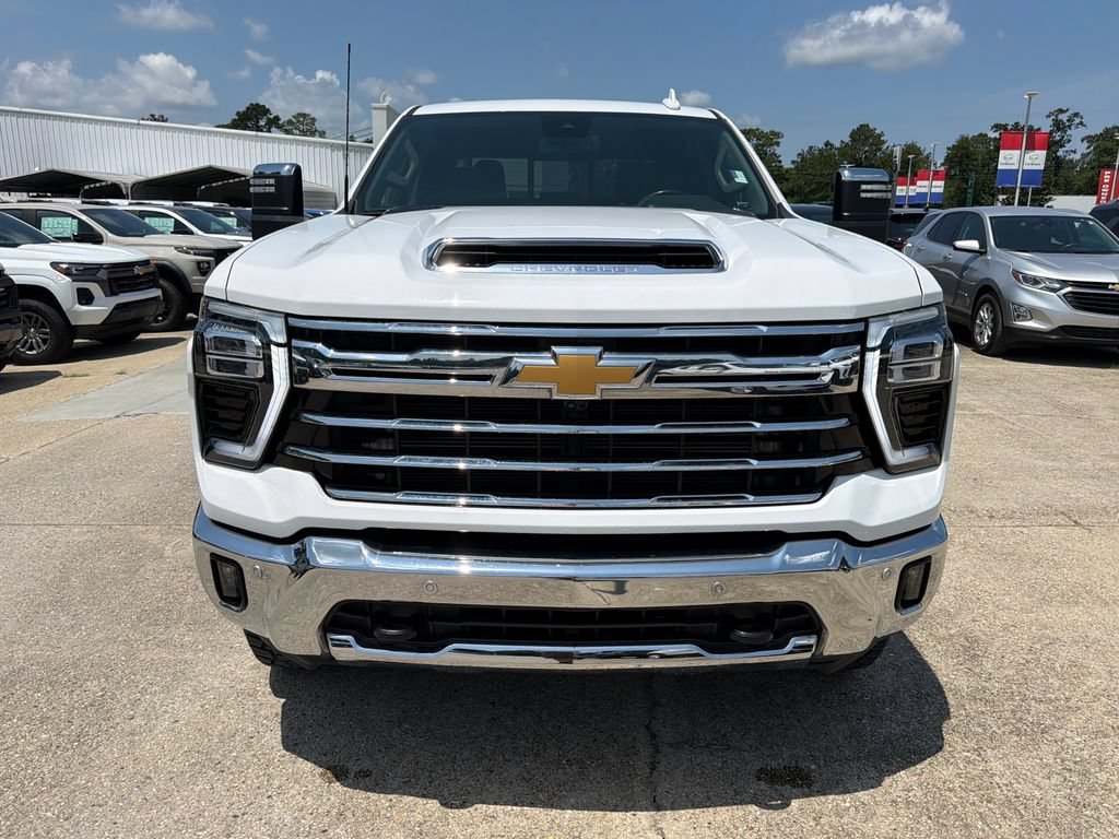 2024 Chevrolet Silverado 2500HD LTZ - Photo 8
