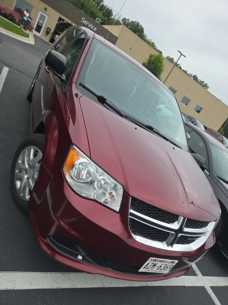 Used 2018 Red Dodge SE image 2