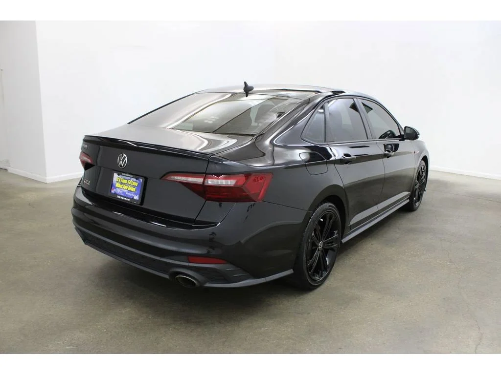 Used 2022 Black Volkswagen 2.0T Autobahn image 2