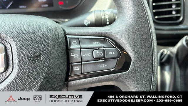 Used 2025 White Ram Base image 12