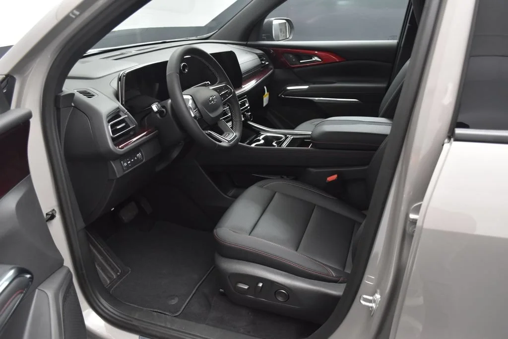 2026 Chevrolet Traverse Z71 - Photo 9