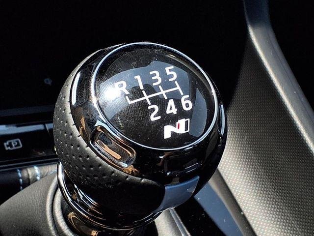 2025 Hyundai Elantra N - Photo 19