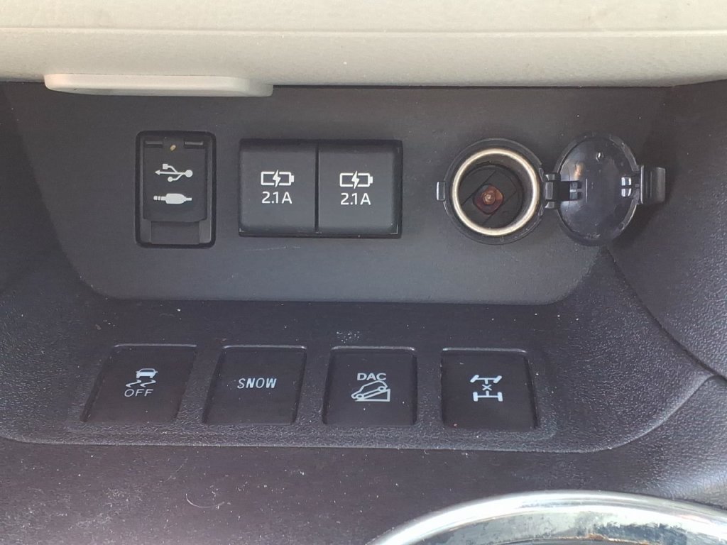 Used 2019 Celestial Silver Metallic Toyota LE image 14
