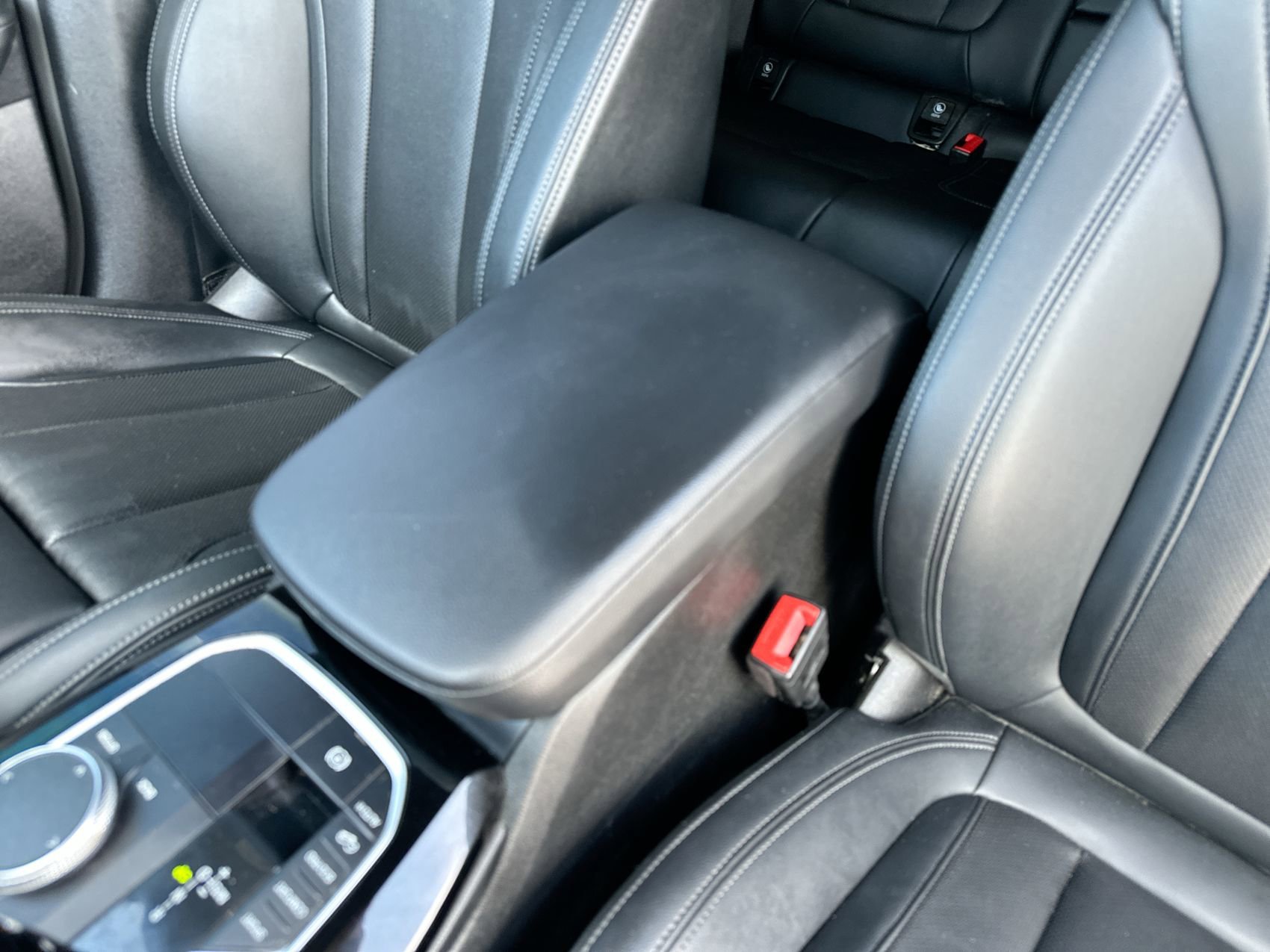 Used 2023 Black Sapphire Metallic BMW xDrive30i image 21