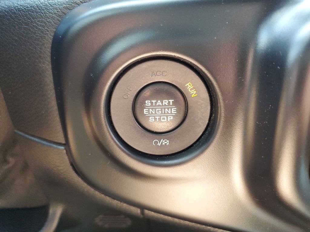 Used 2020 White Jeep Unlimited Sport S image 22