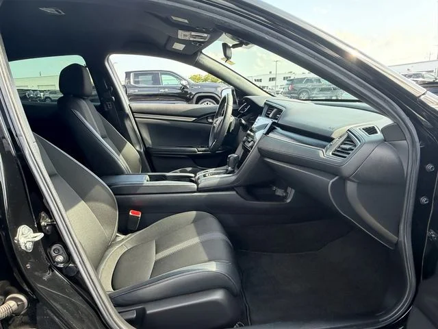 Used 2021  Honda Sport image 14