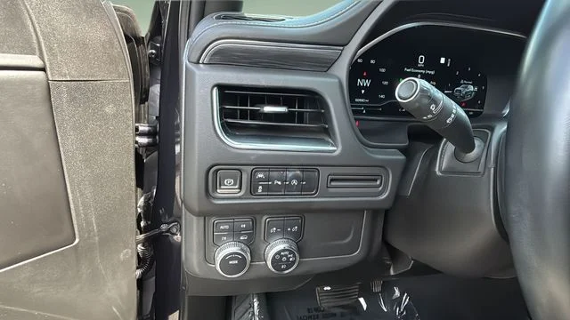 Used 2023 Silver GMC SLT image 22