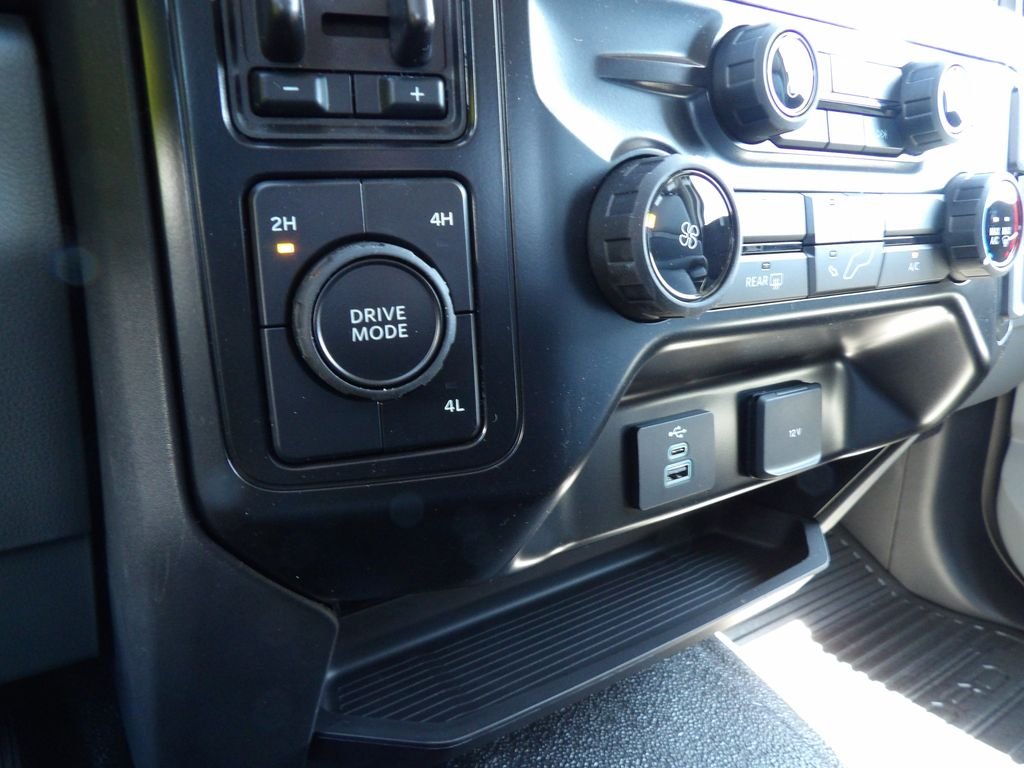 New 2026 Oxford White Ford F-350® XL image 16