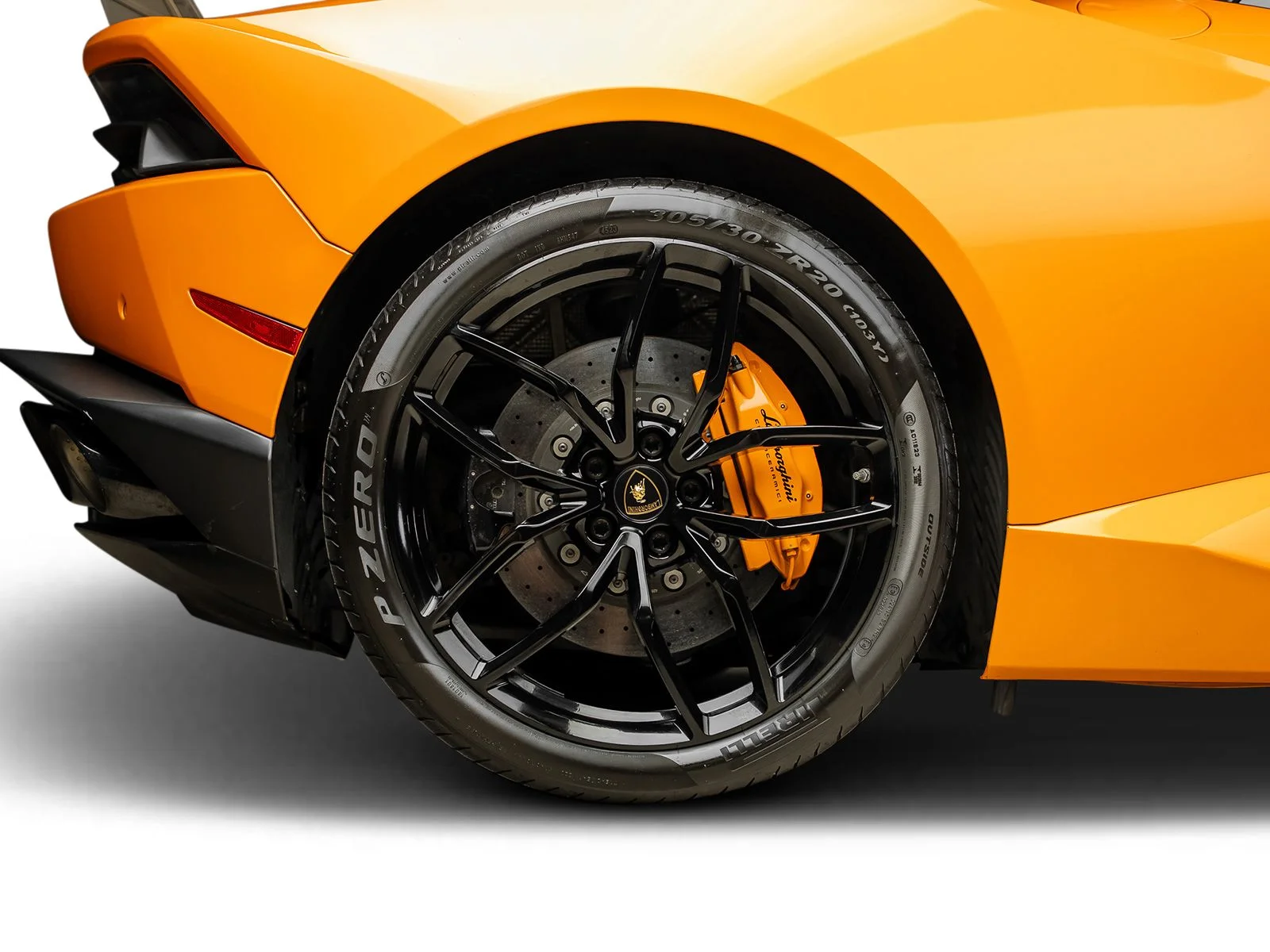 Used 2015 Orange Lamborghini LP610-4 image 30