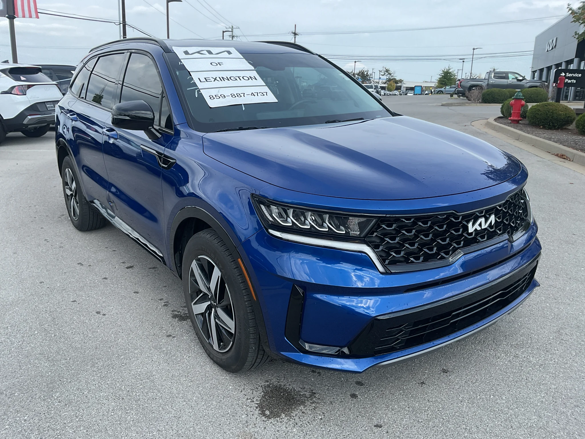 Certified Used 2022 Sapphire Blue Kia S image 2